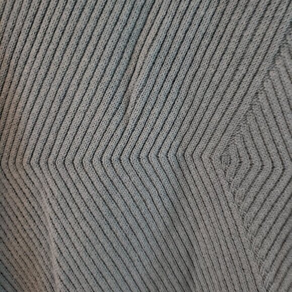 Long sleeved blue popover sweater - Picture 2 of 3